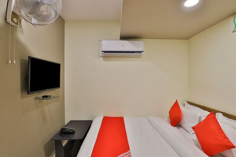 Oyo 19842 Hotel Rudraksh Inn