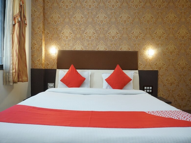 Hotel Oyo 23193 Shiv Sai