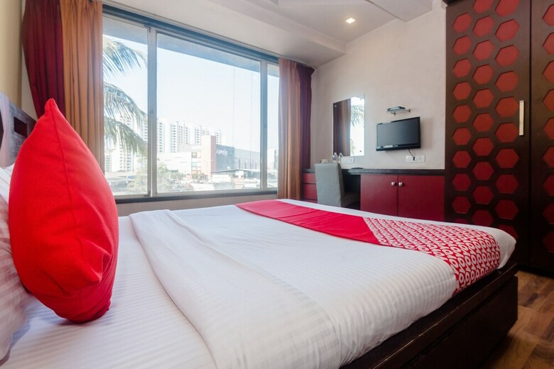 Oyo 5699 Hotel Monarch Boutique