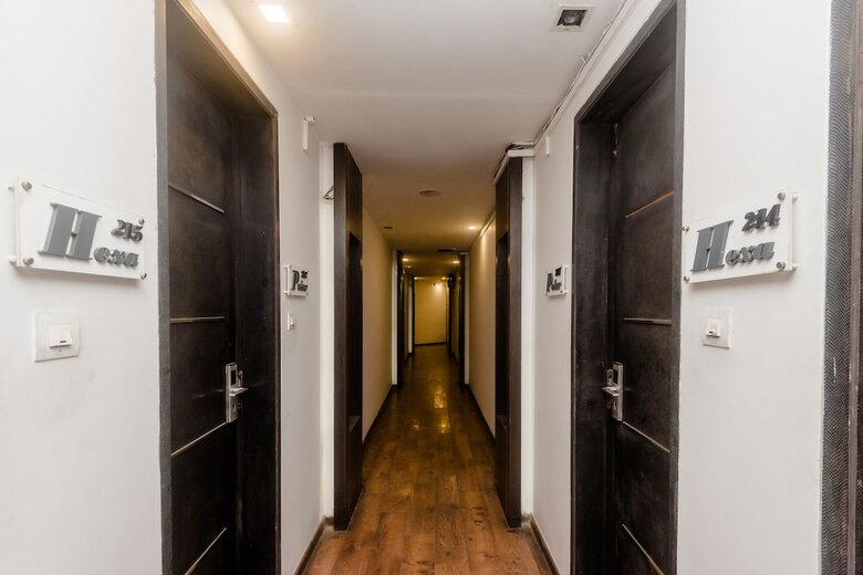 Oyo 5699 Hotel Monarch Boutique