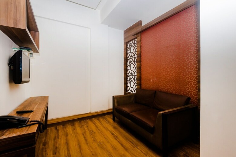 Oyo 5699 Hotel Monarch Boutique
