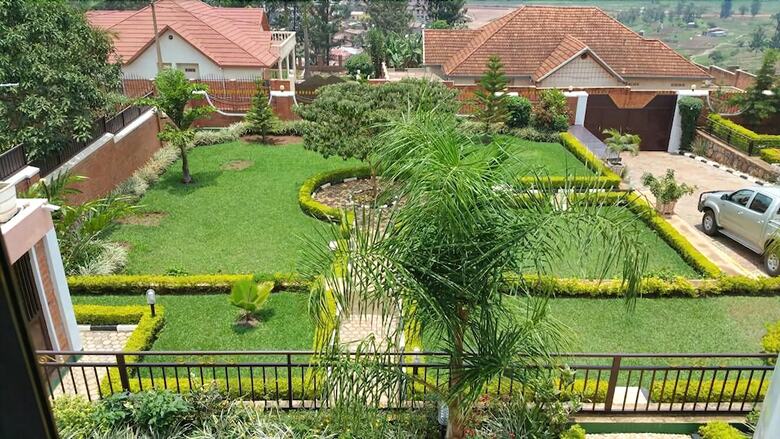World House Gisozi Hotel