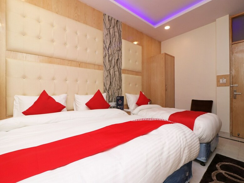Hotel Oyo 13774 Check In Room