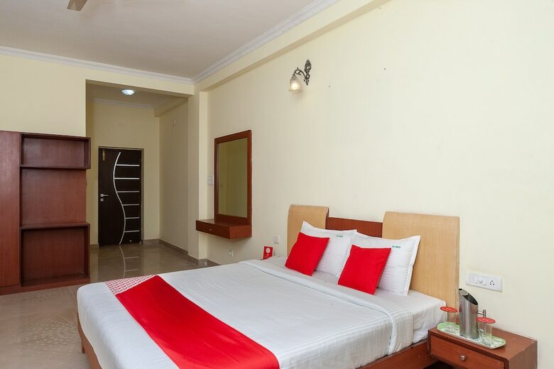 Hotel Oyo 27033 Hill Breeze