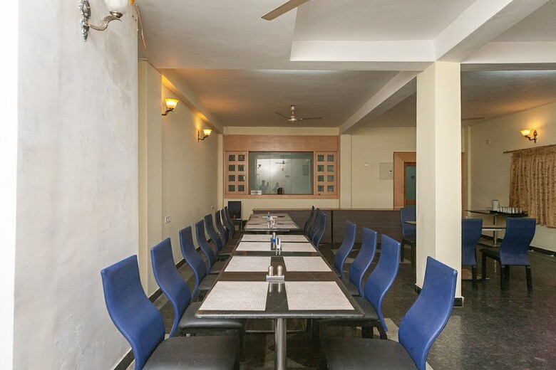 Hotel Oyo 27033 Hill Breeze