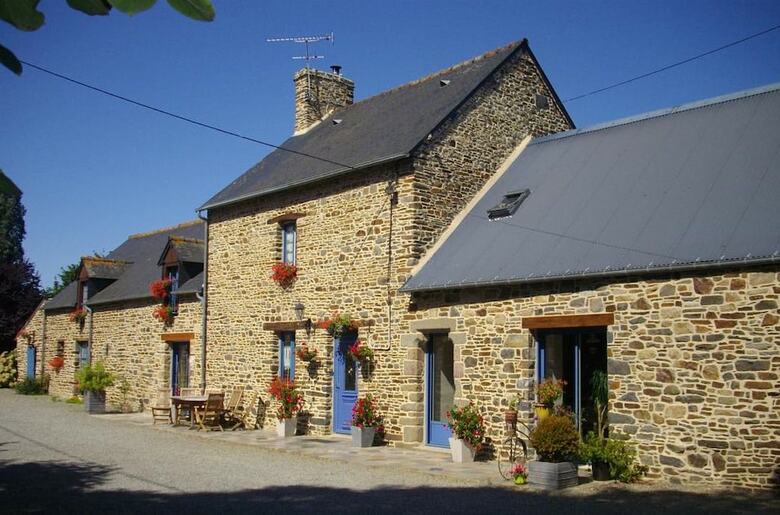 Bed & Breakfast Chambres D'hotes La Loubatais