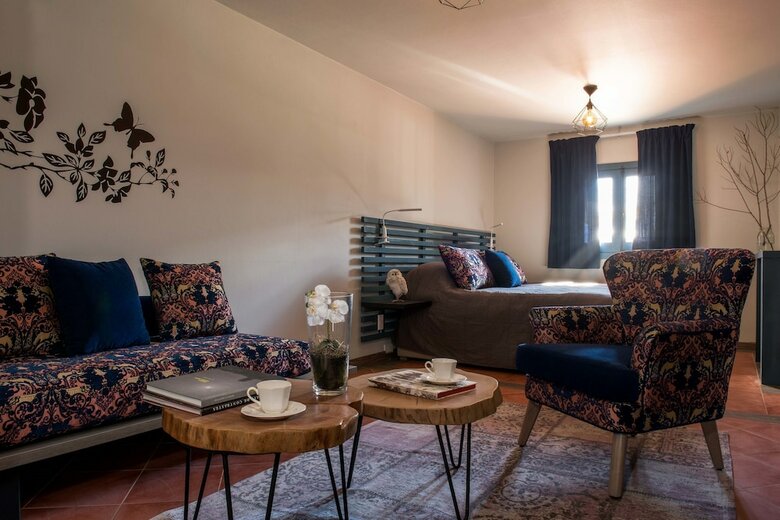 Hotel La Maison Des C�dres
