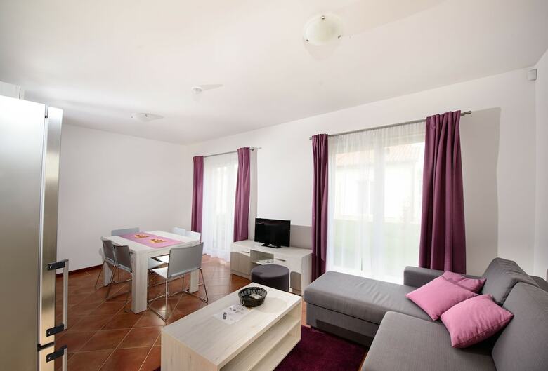 Plavo Nebo Lavanda Apartments