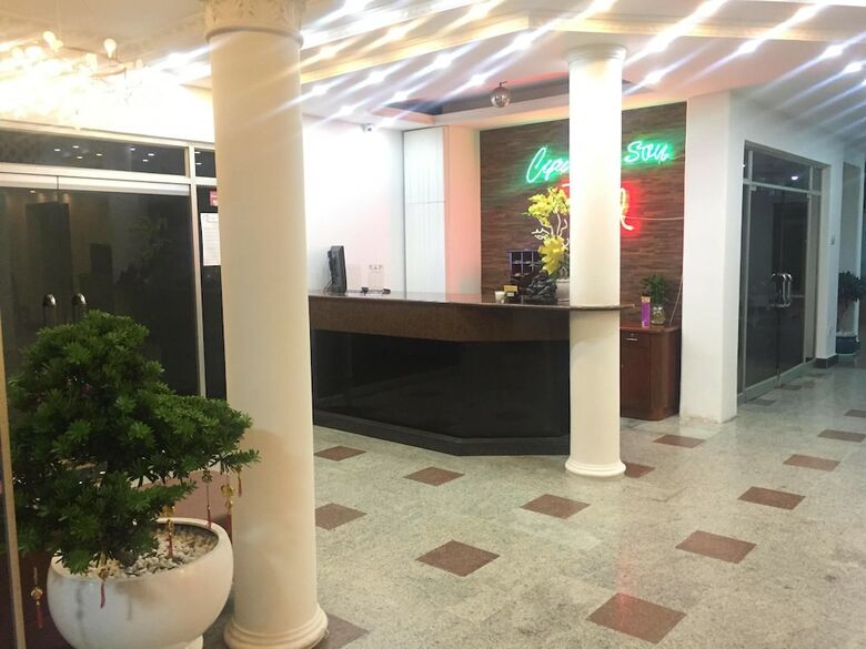 Cuu Kim Son Hotel