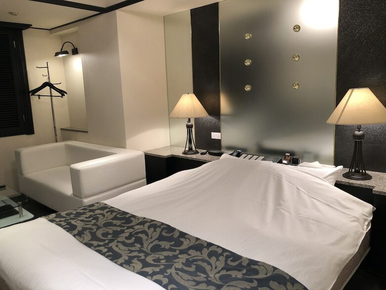 Hotel All-inn G ? Adults Only