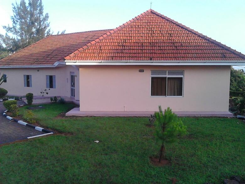 Hotel Ssese Habitat Resort