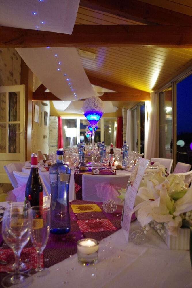 Hotel H�tel Mas de Baumes