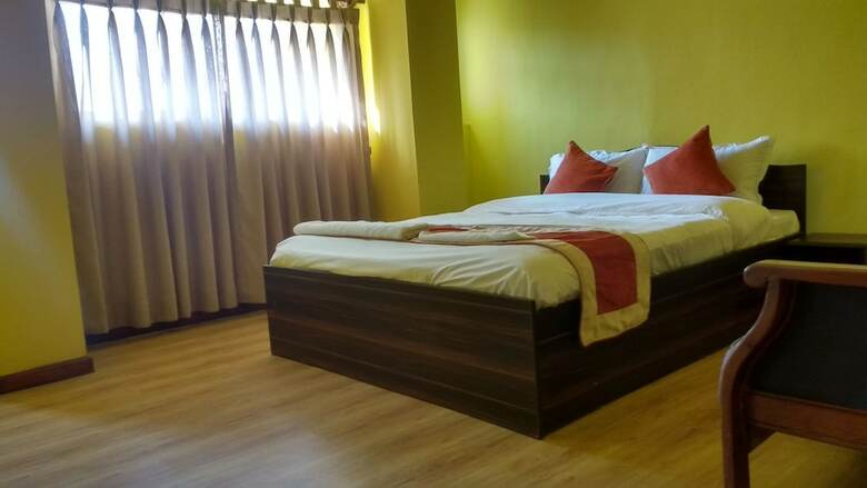 Yellow Durbar Apartment And Lounge