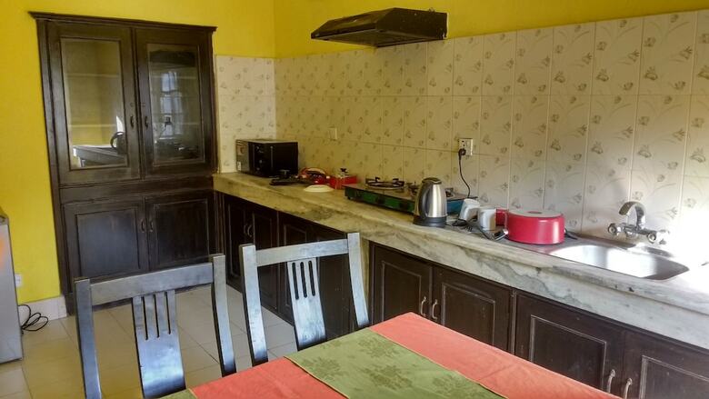 Yellow Durbar Apartment And Lounge