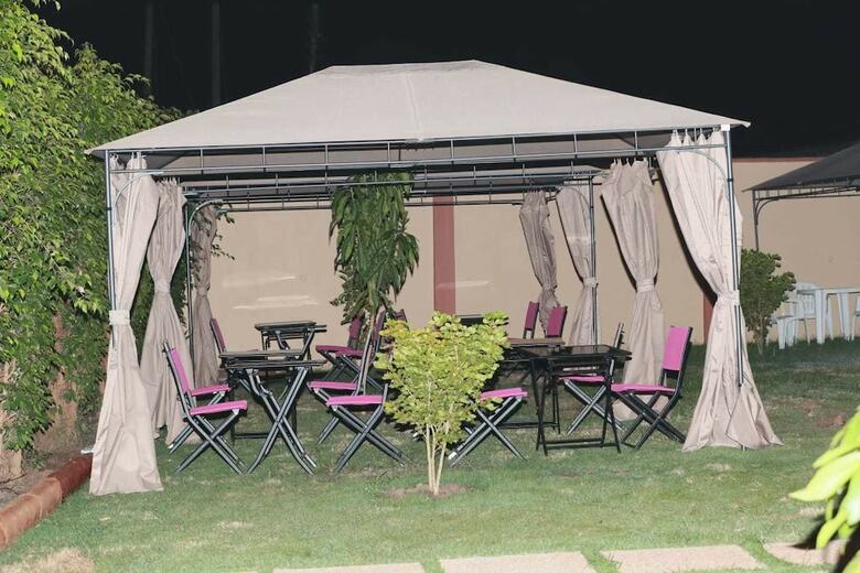 Parigha Hotel