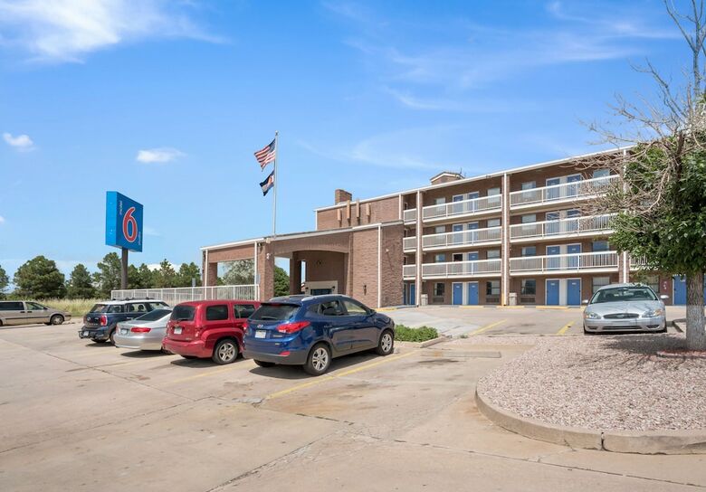Hotel Motel 6 Colorado Springs, Co - Air Force Academy