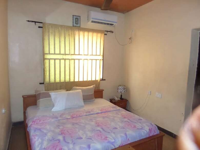 China Hotel And Suites