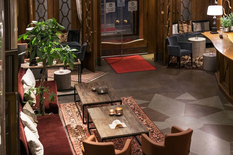 Clarion Grand Hotel