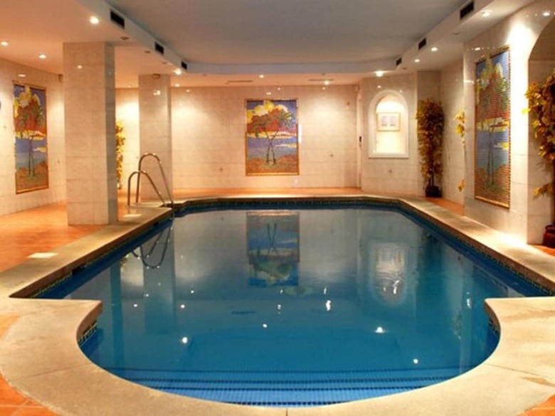 Villas Marbesa Club