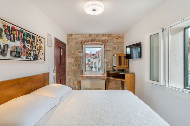 St Luke Heritage Hotel
