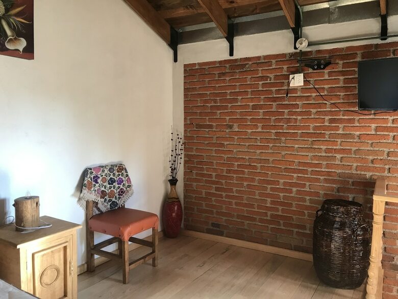 Hotel Caba�a Quetzaly