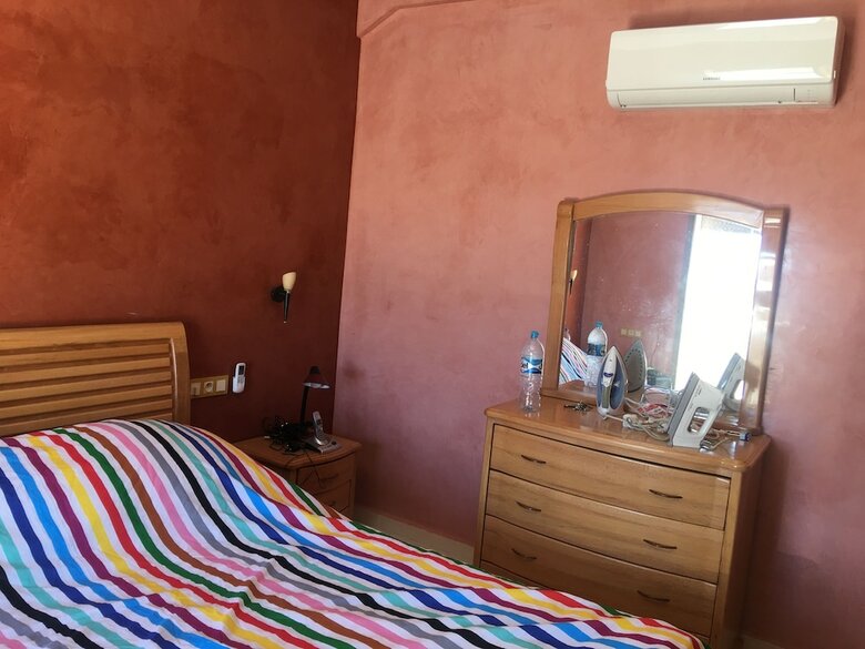 Wonderful Charming Villa Br52045