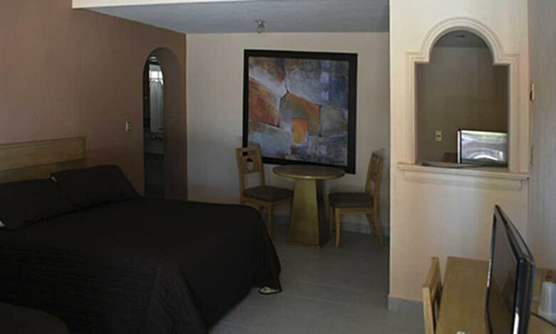 Hotel Huizache
