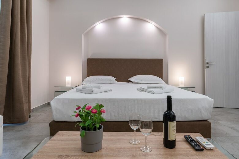 Alekos Lux Apartments
