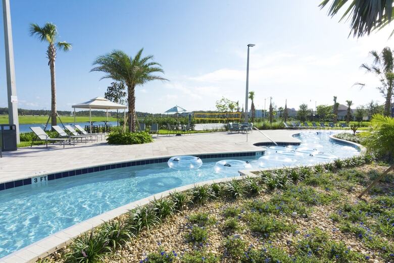 Luxury Dream Townhome With Pool Sl4814