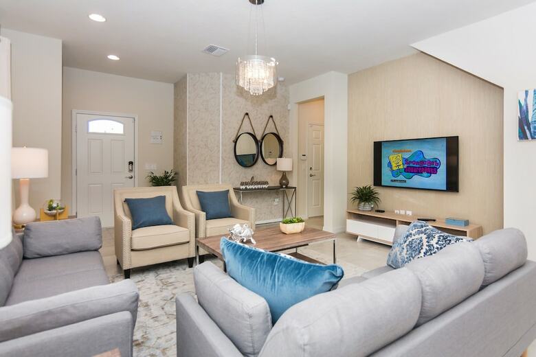Luxurious Vacation Home At Westside 8973