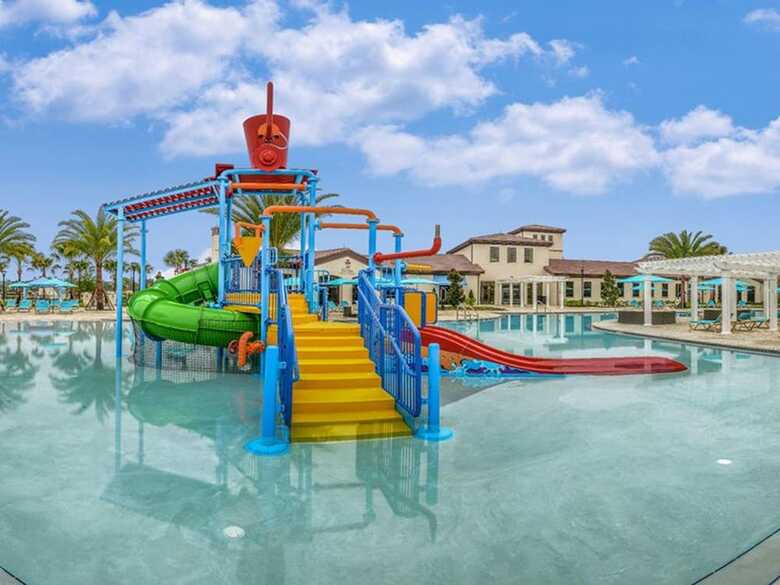 Luxurious Vacation Home At Westside 8973