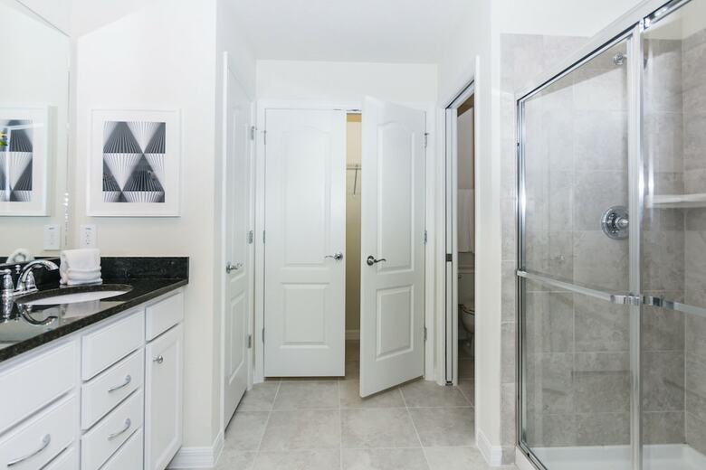 Luxurious Vacation Home At Westside 8973