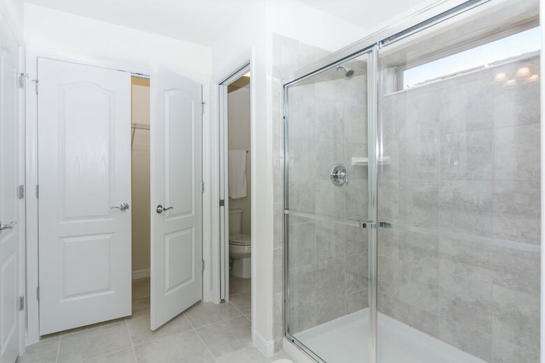 Luxurious Vacation Home At Westside 8973