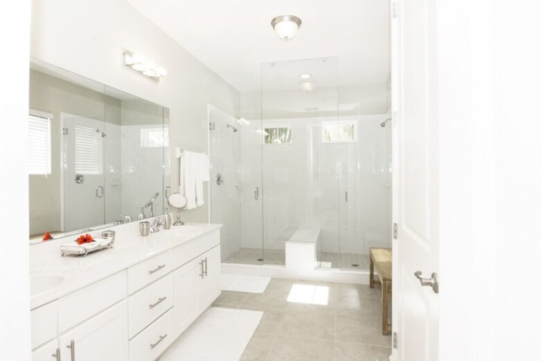 Five Suites Luxury Home Re1492