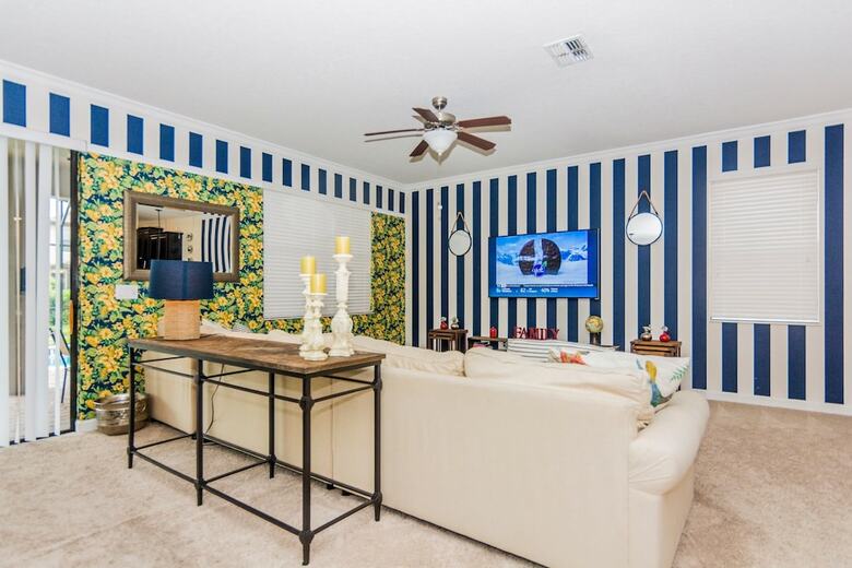 Spacious Fun Home Next To Disney Cg1443