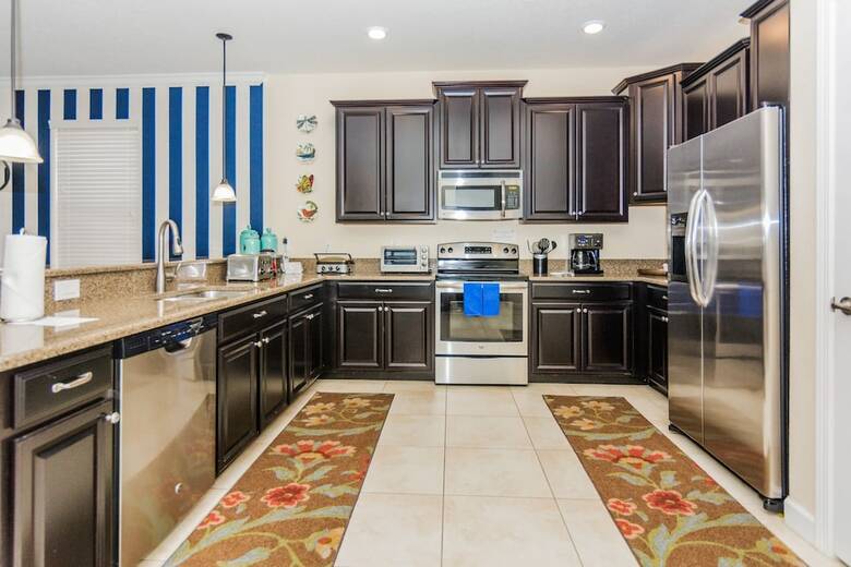 Spacious Fun Home Next To Disney Cg1443