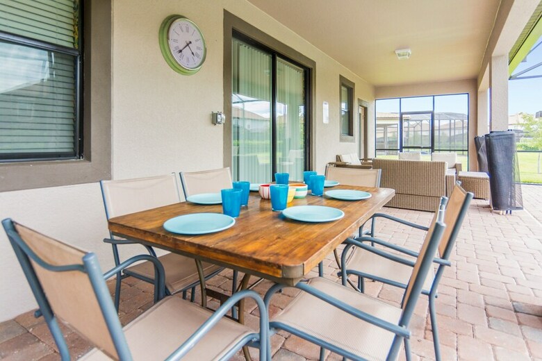 Spacious Fun Home Next To Disney Cg1443