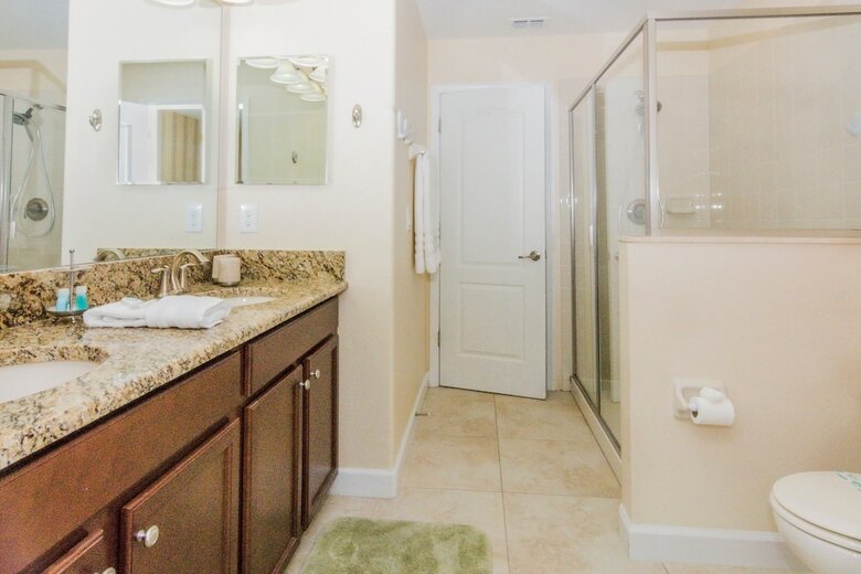 Spacious Fun Home Next To Disney Cg1443