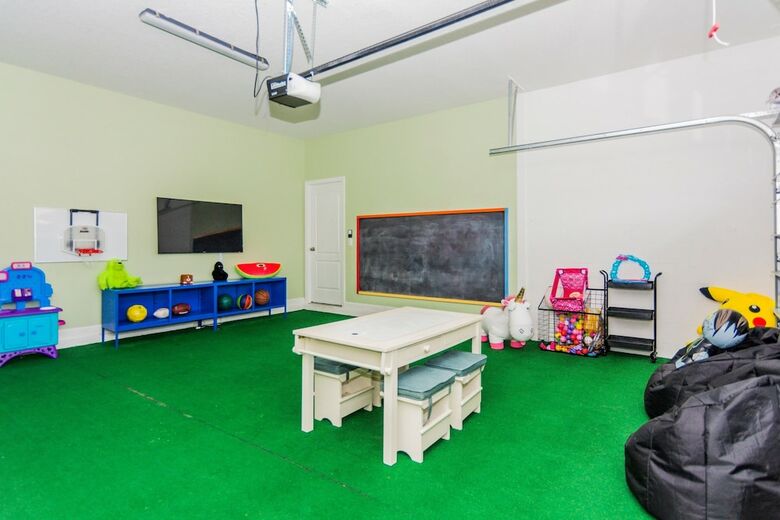 Spacious Fun Home Next To Disney Cg1443