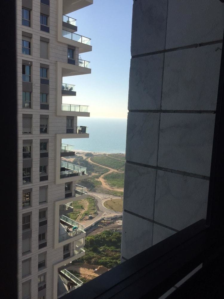 Luxury Apartment Best Location Beach�view