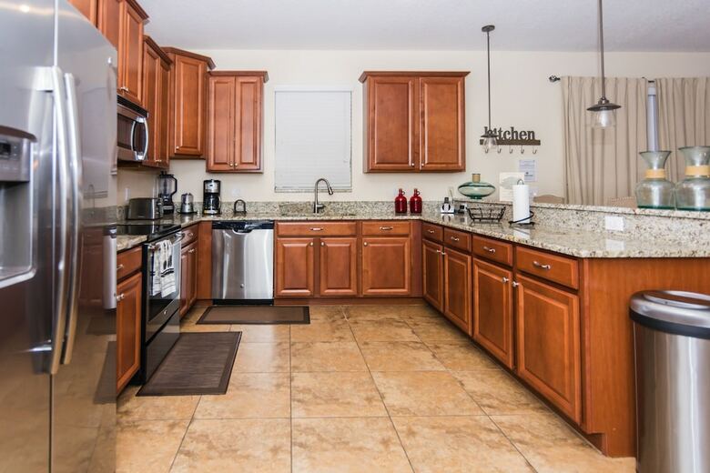 Stunning Home Next To Disney Cg1432