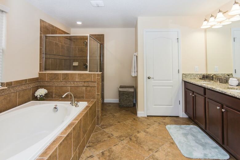 Stunning Home Next To Disney Cg1432