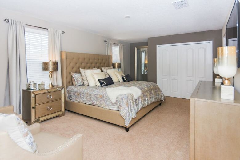 Stunning Home Next To Disney Cg1432
