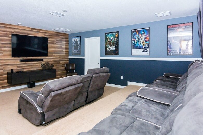Stunning Home Next To Disney Cg1432