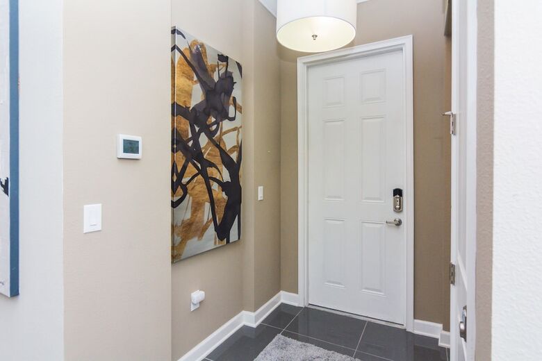 Top Deluxe Apartment At Storey Lake 264415