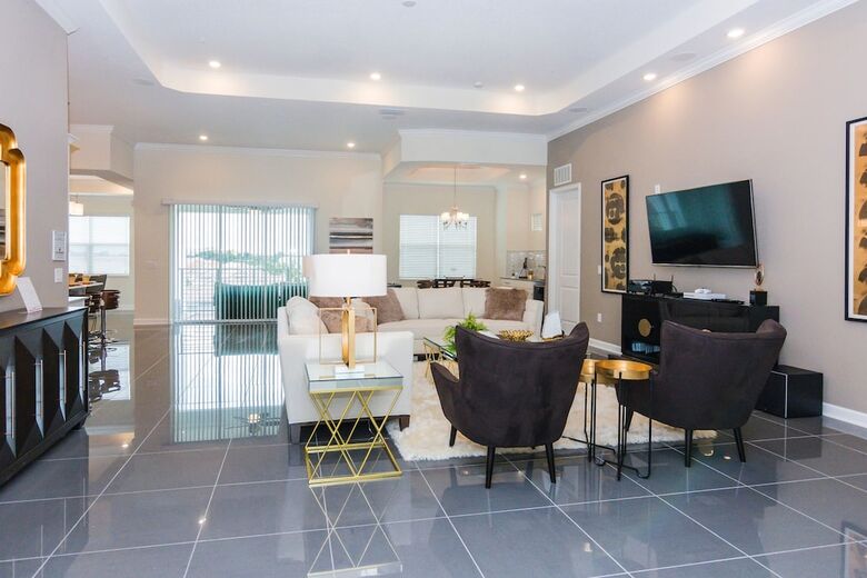 Top Deluxe Apartment At Storey Lake 264415