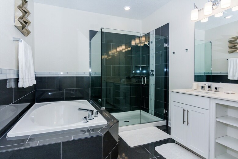 Top Deluxe Apartment At Storey Lake 264415