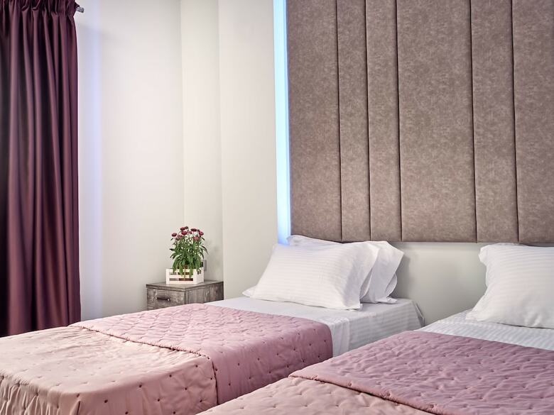Apartamentos Savvas Luxury Suites