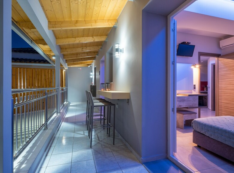 Apartamentos Savvas Luxury Suites