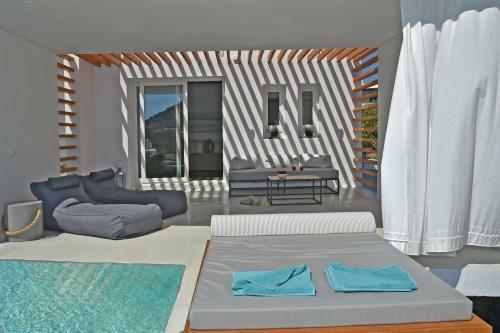 Villa Tinos Blend Suites